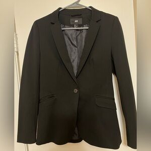 H&M Women’s Blazer (SIZE 8)